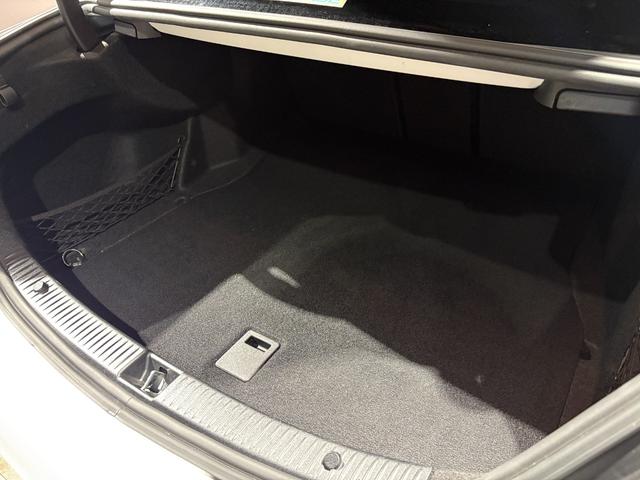 Cクラス C200アバンギャルド AMGライン レーダーセーフティPKG ドラレコ ARTICO革シート AMG18インチAW 純正ナビTV バックカメラ AppleCarplay エアサス パークトロニック キーレスゴー パワーシート 禁煙車(38枚目)