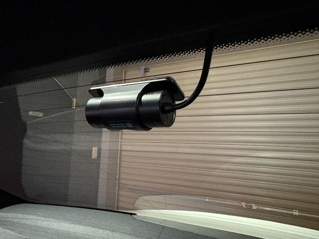 Eクラス E250 アバンギャルド スポーツ レザーPKG 本革シート Brumester 前後席シートヒーター エアバランスPKG 前後ドラレコ 木目調パネル レーダーセーフティPKG フットトランクオープナー ナビTV 360度カメラ 禁煙車(43枚目)