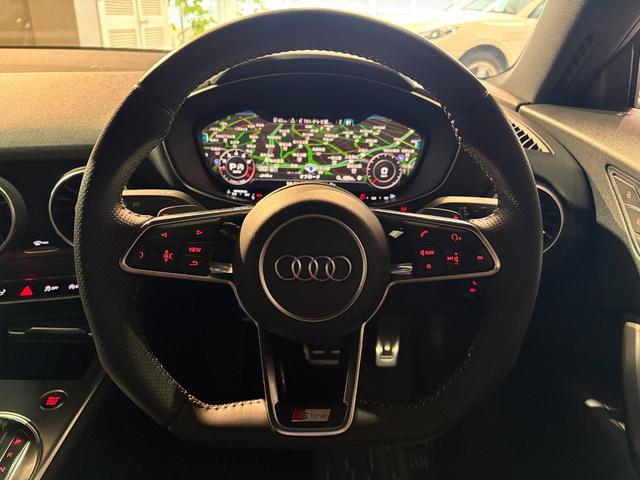 ＴＴクーペ ２．０ＴＦＳＩ　クワトロ　Ｓラインパッケージ　ＯＰ１９インチＡＷ　ドラレコ　ナビＴＶ　バックカメラ　バーチャルコックピット　ＬＥＤヘッドライト　　ＬＥＤリヤダイナミックターンインジケーター　ドライブセレクト　アドバンスドキー　ＡＰＳ　禁煙車（17枚目）