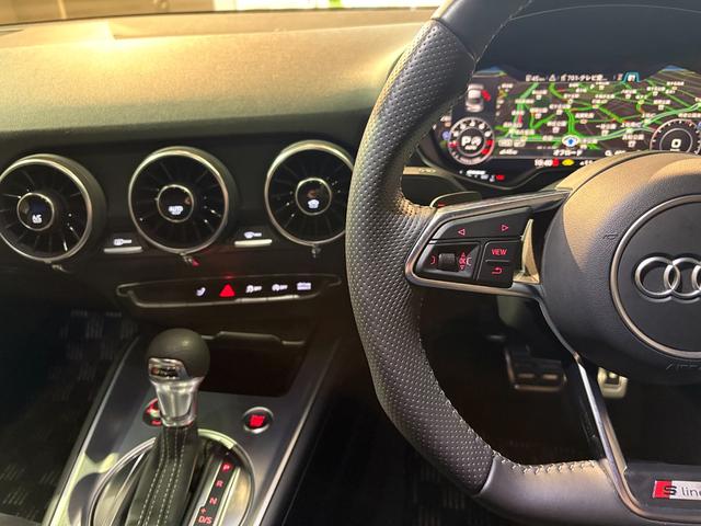 ＴＴクーペ ２．０ＴＦＳＩ　クワトロ　Ｓラインパッケージ　ＯＰ１９インチＡＷ　ドラレコ　ナビＴＶ　バックカメラ　バーチャルコックピット　ＬＥＤヘッドライト　　ＬＥＤリヤダイナミックターンインジケーター　ドライブセレクト　アドバンスドキー　ＡＰＳ　禁煙車（18枚目）
