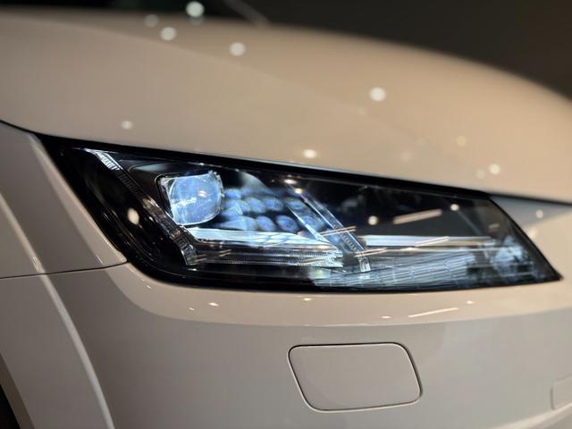 ＴＴクーペ ２．０ＴＦＳＩ　クワトロ　Ｓラインパッケージ　ＯＰ１９インチＡＷ　ドラレコ　ナビＴＶ　バックカメラ　バーチャルコックピット　ＬＥＤヘッドライト　　ＬＥＤリヤダイナミックターンインジケーター　ドライブセレクト　アドバンスドキー　ＡＰＳ　禁煙車（49枚目）