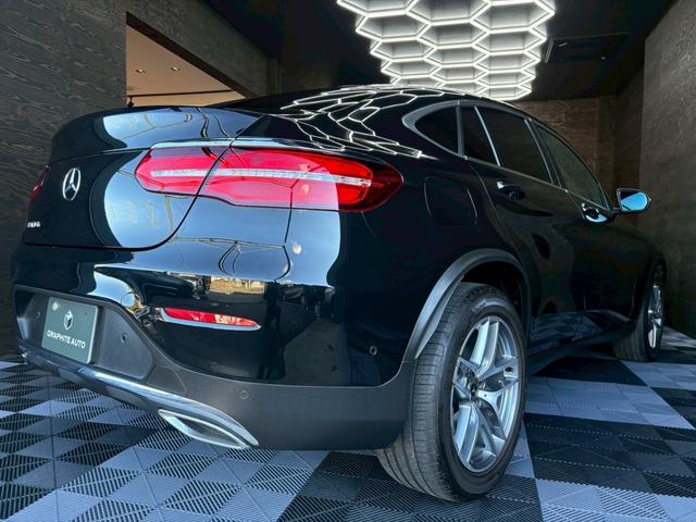 GLC GLC220d 4マチッククーペスポーツ(本革仕様) パノラマサンルーフ パナメリカーナグリル ブルメスターサウンド カーテシライト レザーエクスクルーシブ エアバランスパッケージ レーダーセーフティパッケージ アンビエントライト 360度モニター(7枚目)