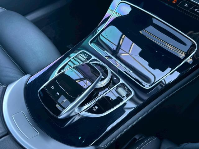 GLC GLC220d 4マチッククーペスポーツ(本革仕様) パノラマサンルーフ パナメリカーナグリル ブルメスターサウンド カーテシライト レザーエクスクルーシブ エアバランスパッケージ レーダーセーフティパッケージ アンビエントライト 360度モニター(15枚目)