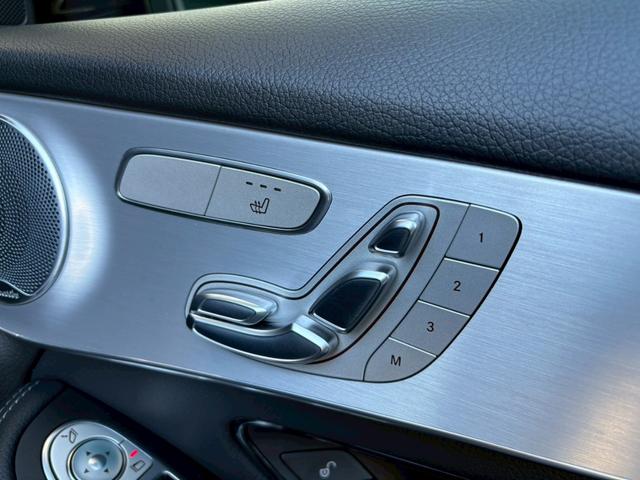GLC GLC220d 4マチッククーペスポーツ(本革仕様) パノラマサンルーフ パナメリカーナグリル ブルメスターサウンド カーテシライト レザーエクスクルーシブ エアバランスパッケージ レーダーセーフティパッケージ アンビエントライト 360度モニター(18枚目)