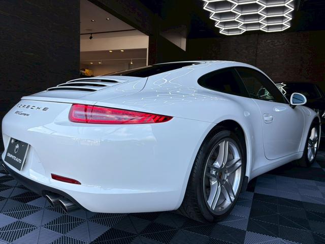 ９１１ ９１１カレラ　スポーツクロノ　スポーツエグゾースト　純正ナビ　バックカメラ　ＥＴＣ　ブラックレザーシート　シートヒーター　ＬＥＤヘッド　ＰＡＤＭ当社対策済み　車検令和９年１０月まで（8枚目）