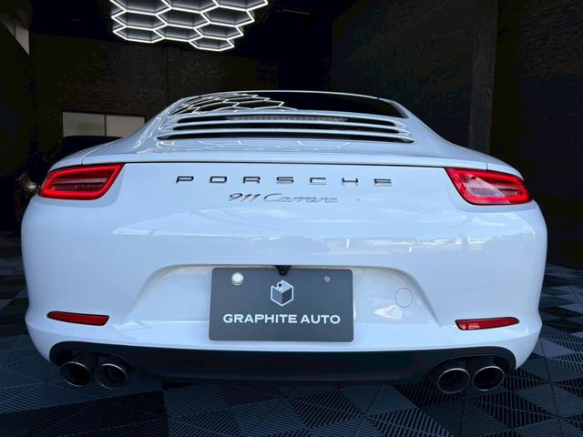 ９１１ ９１１カレラ　スポーツクロノ　スポーツエグゾースト　純正ナビ　バックカメラ　ＥＴＣ　ブラックレザーシート　シートヒーター　ＬＥＤヘッド　ＰＡＤＭ当社対策済み　車検令和９年１０月まで（9枚目）