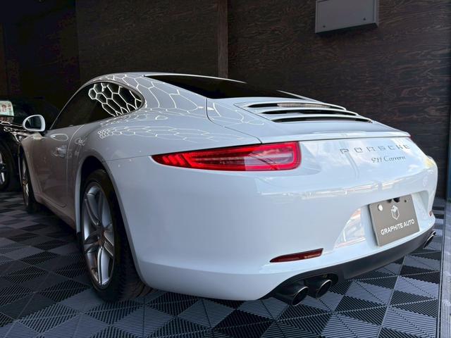 ９１１ ９１１カレラ　スポーツクロノ　スポーツエグゾースト　純正ナビ　バックカメラ　ＥＴＣ　ブラックレザーシート　シートヒーター　ＬＥＤヘッド　ＰＡＤＭ当社対策済み　車検令和９年１０月まで（10枚目）