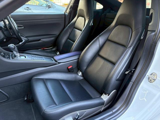 ９１１ ９１１カレラ　スポーツクロノ　スポーツエグゾースト　純正ナビ　バックカメラ　ＥＴＣ　ブラックレザーシート　シートヒーター　ＬＥＤヘッド　ＰＡＤＭ当社対策済み　車検令和９年１０月まで（16枚目）