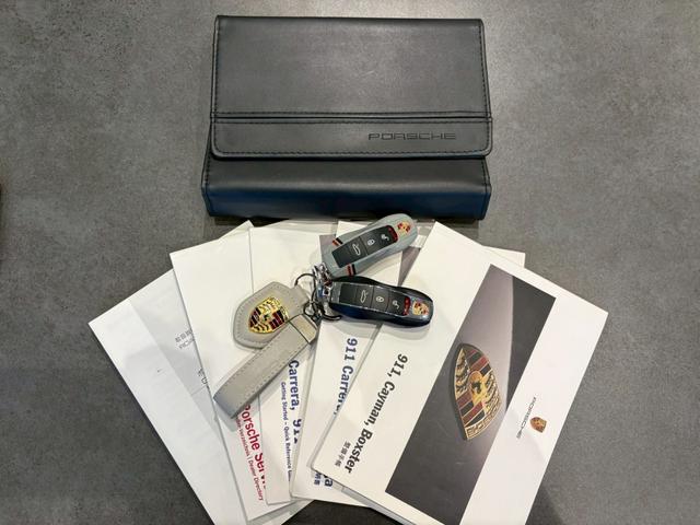 ９１１ ９１１カレラ　スポーツクロノ　スポーツエグゾースト　純正ナビ　バックカメラ　ＥＴＣ　ブラックレザーシート　シートヒーター　ＬＥＤヘッド　ＰＡＤＭ当社対策済み　車検令和９年１０月まで（36枚目）