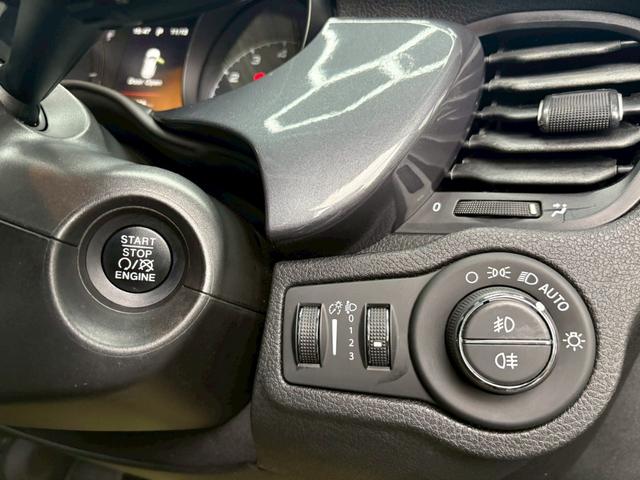 500X クロス ワンオーナー 禁煙車 社外ナビ ETC バックカメラ シートヒーター LEDヘッド・フォグ ルーフレール ドラレコ前後 社外レーダー 純正17インチAW 正規ディーラー記録簿 第三者機関査定実施済み(25枚目)