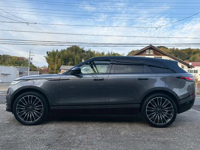 レンジローバーヴェラール ファーストエディション　パノラマガラスルーフ　ＭＥＲＩＤＩＡＮサウンド　専用２２インチＡＷ　マッサージ機能付き　シートヒーター・ベンチレーション　第三者機関査定実施済み　鑑定書付き　正規ディーラー点検記録簿　ＥＴＣ２．０（5枚目）