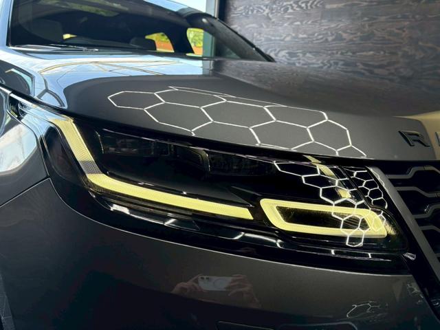 レンジローバーヴェラール ファーストエディション　パノラマガラスルーフ　ＭＥＲＩＤＩＡＮサウンド　専用２２インチＡＷ　マッサージ機能付き　シートヒーター・ベンチレーション　第三者機関査定実施済み　鑑定書付き　正規ディーラー点検記録簿　ＥＴＣ２．０（48枚目）