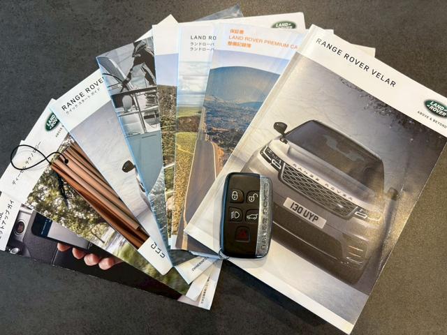 レンジローバーヴェラール ファーストエディション　パノラマガラスルーフ　ＭＥＲＩＤＩＡＮサウンド　専用２２インチＡＷ　マッサージ機能付き　シートヒーター・ベンチレーション　第三者機関査定実施済み　鑑定書付き　正規ディーラー点検記録簿　ＥＴＣ２．０（49枚目）