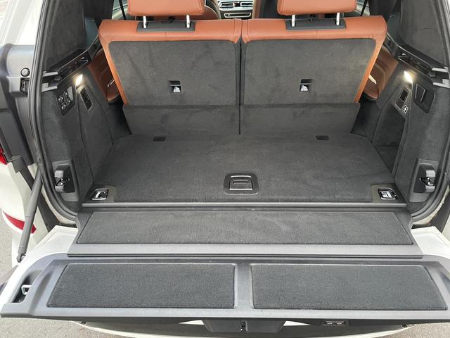 X7 M50i スカイラウンジパノラマサンルーフ・22インチオプションアルミ・2列目コンフォートシート・ウェルネスパッケージ・リアシートエンターテイメントシステムプロフェッショナル・全周囲カメラ 後席モニター(69枚目)
