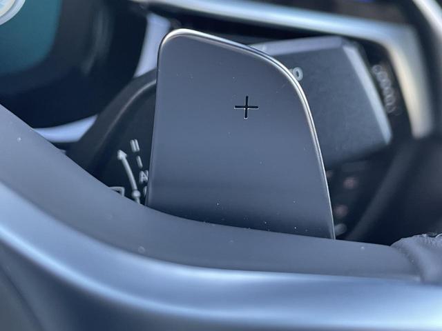 5シリーズ 530i Mスポーツ ヘッドアップディスプレイ アクティブクルーズコントロール 全周囲カメラ 前列シートヒーター 禁煙車  bluetooth 電動リアゲート 黒革シート 純正ナビ(8枚目)