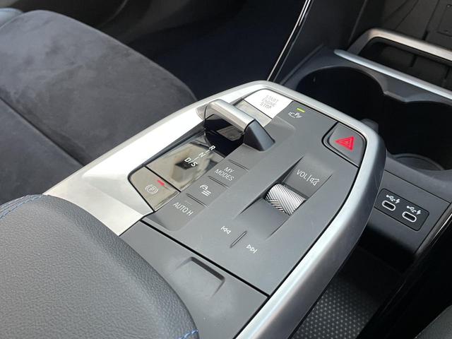 2シリーズ 218dアクティブツアラー Mスポーツ テクノロジーPKG・ヘッドアップディスプレイ・アダプティブクルーズコントロール・17インチ純正ホイール・ディーゼルターボ・Bluetooth接続・前席パワーシート・純正ナビ・衝突軽減装置(13枚目)