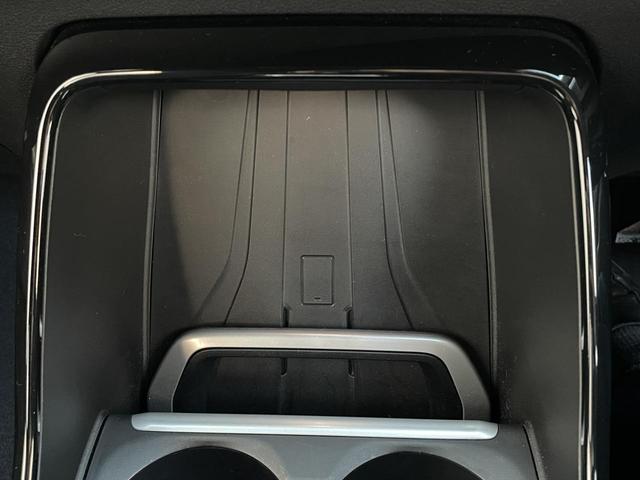 2シリーズ 218dアクティブツアラー Mスポーツ テクノロジーPKG・ヘッドアップディスプレイ・アダプティブクルーズコントロール・17インチ純正ホイール・ディーゼルターボ・Bluetooth接続・前席パワーシート・純正ナビ・衝突軽減装置(14枚目)