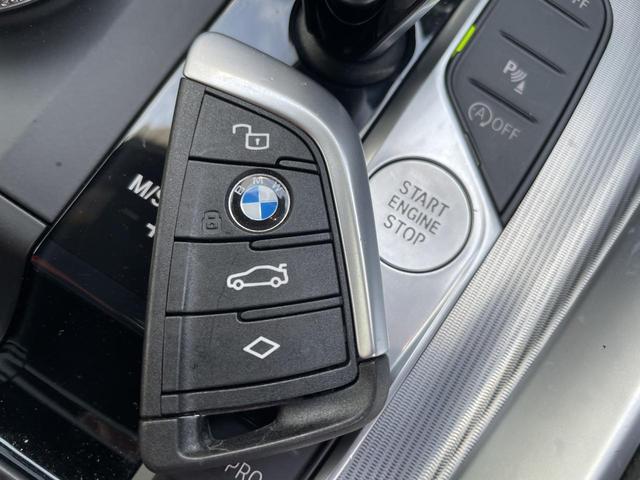 Ｚ４ Ｍ４０ｉ　ヘッドアップディスプレイ　Ｈａｒｍａｎ／Ｋａｒｄｏｎ　１９インチ純正ホイール　前列シートヒーター　禁煙車　　ｂｌｕｅｔｏｏｔｈ　純正ナビ　前席パワーシート　Ａｐｐｌｅ　Ｃａｒ　Ｐｌａｙ（19枚目）