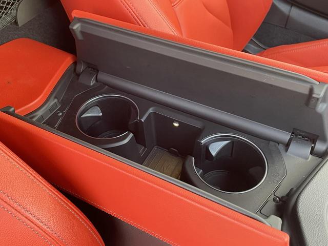 Ｚ４ Ｍ４０ｉ　ヘッドアップディスプレイ　Ｈａｒｍａｎ／Ｋａｒｄｏｎ　１９インチ純正ホイール　前列シートヒーター　禁煙車　　ｂｌｕｅｔｏｏｔｈ　純正ナビ　前席パワーシート　Ａｐｐｌｅ　Ｃａｒ　Ｐｌａｙ（38枚目）