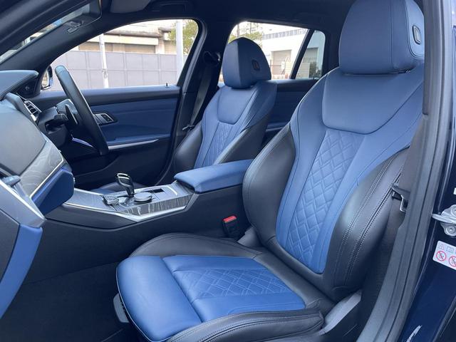 人間工学に基づき形成した形状が長時間のドライブ疲労も軽減します。すべての走りを特別な出来事に変える様に設計されています。