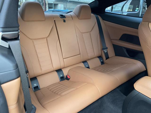 4シリーズ 420iクーペ Mスポーツ 認定中古車 2年保証付 コニャック色皮シート ACC 純正ナビ 全周囲カメラ 純正18インチAW パワーバックドア 前席シートヒーター LEDヘッドライト Apple CarPlay(10枚目)