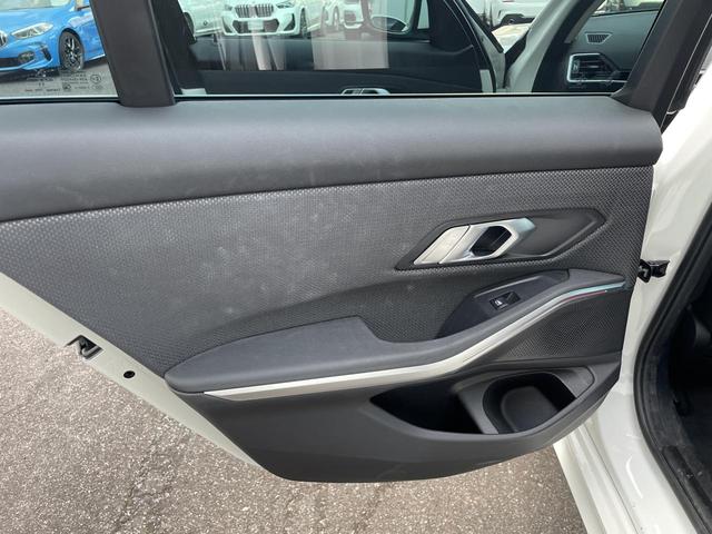 3シリーズ 320d xDrive エディションジョイ+ 認定中古車 2年保証付 ACC プラスPKG アラウンドビューモニター アンビエントライト 純正ナビ LEDヘッドライト ビルトインETC Apple CarPlay ディスプレイ・メーター・パネル(43枚目)