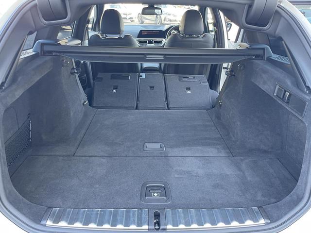 3シリーズ 320d xDriveツーリングMスポツEDジョイ+ 認定中古車 2年保証付 ACC 4WD OP19インチAW 全周囲カメラ ハーフレザーシート ルーフレール パワーリアゲート 前席シートヒーター 純正ナビ LEDヘッドライト ビルトインETC(13枚目)