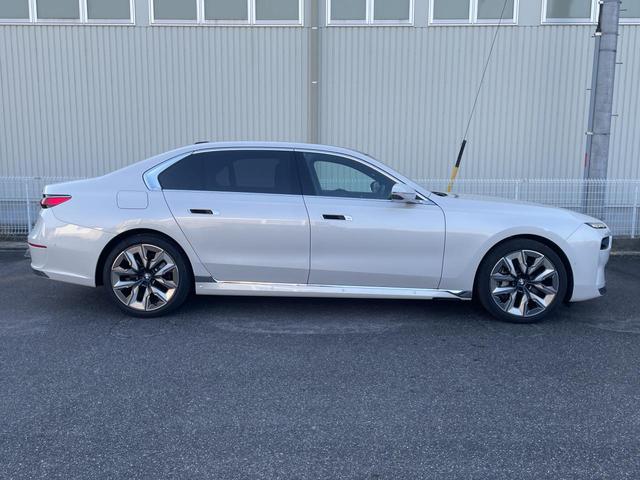 7シリーズ 740i エクセレンス 認定中古車 2年保証付 ACC  Individual エクステンド・ブラックレザー・メリノ・シート Bowers &Wilking パノラマ・ガラス・サンルーフ 全周囲カメラ パワーリアゲート(25枚目)