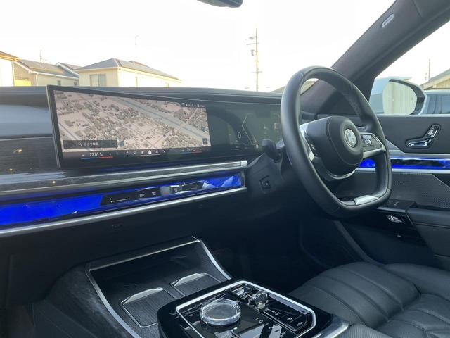 7シリーズ 740i エクセレンス 認定中古車 2年保証付 ACC  Individual エクステンド・ブラックレザー・メリノ・シート Bowers &Wilking パノラマ・ガラス・サンルーフ 全周囲カメラ パワーリアゲート(26枚目)