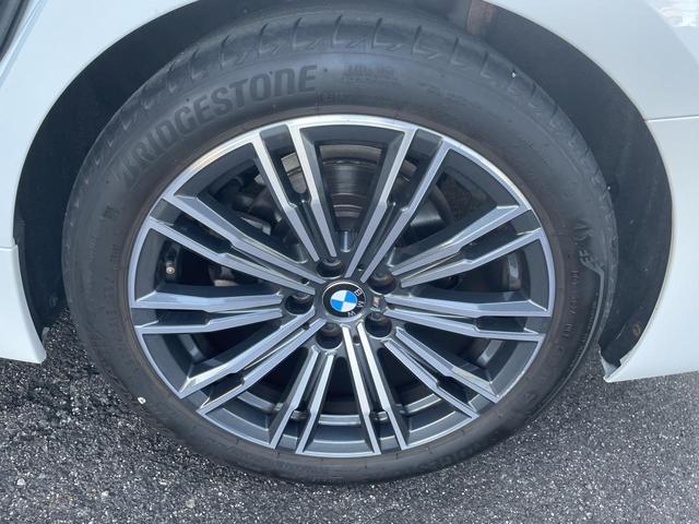 3シリーズ 318i Mスポーツ 認定中古車 2年保証付 ACC ハーフレザーシート 全周囲カメラ LEDヘッドライト 純正ナビ ビルトインETC 純正18インチAW(42枚目)