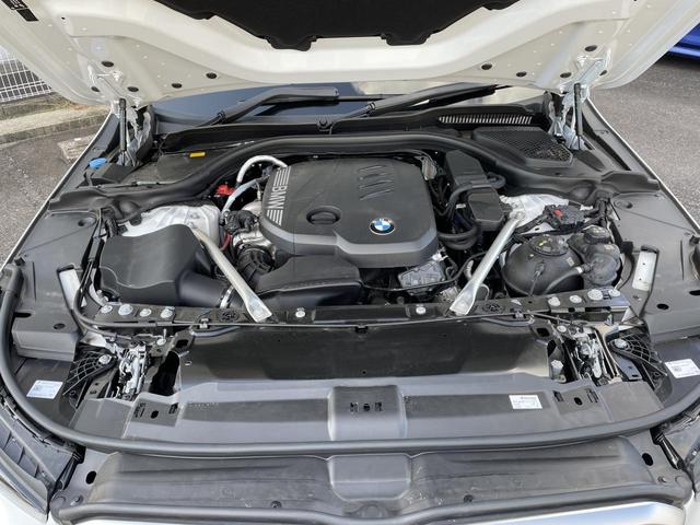 5シリーズ 523d xDriveツーリング Mスポーツ 認定中古車 2年保証付き 禁煙車 カーブドディスプレイ OP20インチAW アイコニックグロー 地上デジタルTV 全周囲カメラ パワーバックドア 純正ナビ ビルトインETC LEDヘッドライト(16枚目)