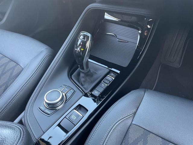 Ｘ１ ｘＤｒｉｖｅ　１８ｄ　ｘライン　認定中古車　２年保証付　ＡＣＣ　禁煙車　４ＷＤ　アンビエントライト　純正ナビ　バックカメラ　パワーバックドア　ＬＥＤヘッドライト　純正１８インチＡＷ　ルーフレール　ハーフレザーシート（36枚目）