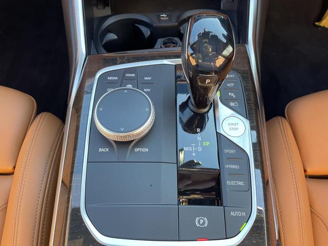 ３シリーズ ３３０ｅ　Ｍスポーツエディションジョイ＋ハイラインＰ　認定中古車　２年保証付　コンフォートＰＫＧ　ハイラインＰＫＧ　ＡＣＣ　禁煙車　コニャック皮シート　パワーリアゲート　全周囲カメラ　　Ａｐｐｌｅ　ＣａｒＰｌａｙ　ＬＥＤヘッドライト（44枚目）