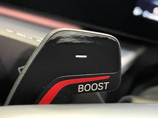 X1 xDrive 20i Mスポーツ 認定中古車 4WD カーブドディスプレイ ハーフレザーシート アップルカープレイ アダプティブクルーズコントロール サラウンドビューモニター ワイヤレスチャージング シートヒーター アダプティブLED(42枚目)