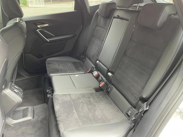 X1 xDrive 20i Mスポーツ 認定中古車 4WD カーブドディスプレイ ハーフレザーシート アップルカープレイ アダプティブクルーズコントロール サラウンドビューモニター ワイヤレスチャージング シートヒーター アダプティブLED(49枚目)
