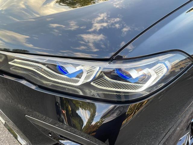 X7 xDrive 40d Mスポーツ 認定中古車 6人乗り スカイラウンジパノラマサンルーフ タルトゥーフォレザー ハーマンカードン シートベンチレーション サラウンドビューモニター 保温保冷カップホルダー OP22インチアルミホイール(40枚目)