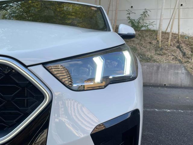 クラックの入りやすい輸入車のヘッドライトへコーティング・クリア施工も承っておりますので、どうぞお気軽にご相談ください！