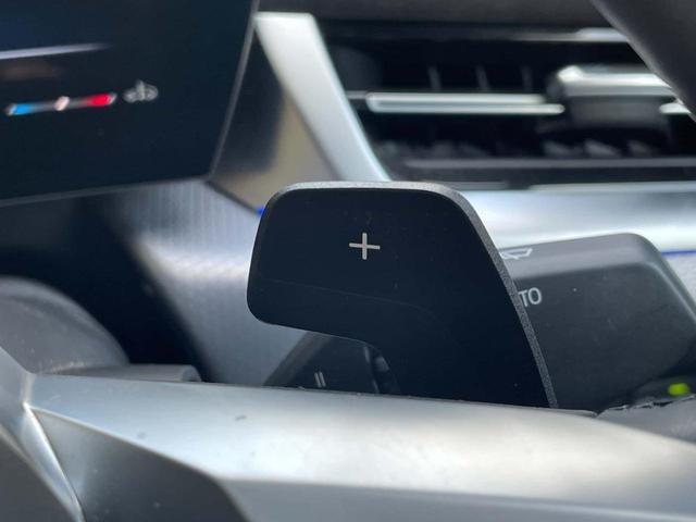 【パドルシフト】お手元でギアの調整が可能ですので、エンジンブレーキもお手元でかけることができます。より自分好みの走り・運転を体感できる装備になります！