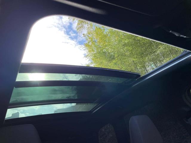 �y�n�[�}���J�[�h���z�D�ꂽ�����Z�p�Ɛ�i���̍����f�U�C�����Z�������A�㎿�ȃC���e���A�̂悤�ȃn�C�N�I���e�B�E�I�[�f�B�I�V�X�e����񋟁B�h���C�u�ŉ��y�����y���݂���������