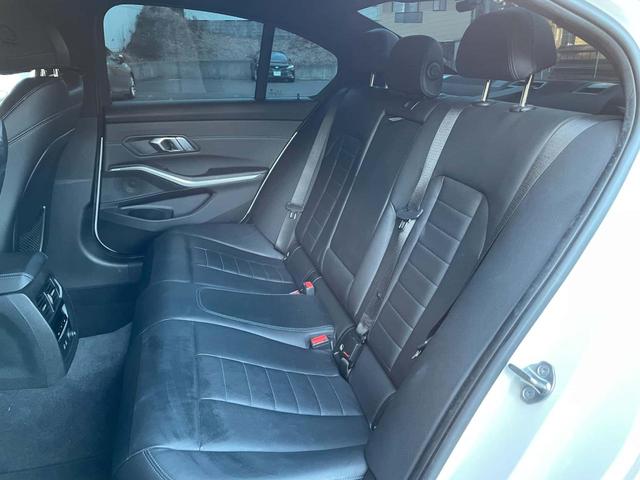 �V�[�g�̎g�p���E�j��E�ւ�������Ȃ��A�����̒ʂ肫�ꂢ�ȏ�Ԃ��ێ����Ă���܂��B�܂��A�����N���[�j���O�E�R�[�e�B���O�����p�����������܂��̂ŁA���C�y�̂����k���������B