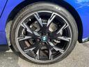純正ホイール。BMWならではの卓越した走りを支えるホイールと足回りです!日本車の走りに慣れている方にもぜひ体感して頂きたいほど、高いレベルでまとまっています!