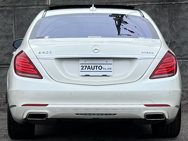 Ｓクラス Ｓ４００ハイブリッド　エクスクルーシブ　レーダーセーフティ・ディーラー整備記録・黒革シート・シートヒーター／クーラー・マッサージ機能付き・イージークローザー・ブルメスター・３６０°カメラ・パノラマサンルーフ・ＡＣＣ・純正１９インチＡＷ（4枚目）
