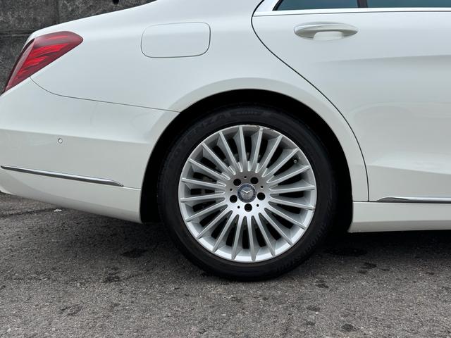 Ｓクラス Ｓ４００ハイブリッド　エクスクルーシブ　レーダーセーフティ・ディーラー整備記録・黒革シート・シートヒーター／クーラー・マッサージ機能付き・イージークローザー・ブルメスター・３６０°カメラ・パノラマサンルーフ・ＡＣＣ・純正１９インチＡＷ（9枚目）