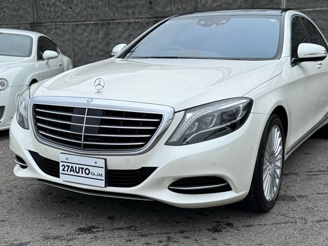Ｓクラス Ｓ４００ハイブリッド　エクスクルーシブ　レーダーセーフティ・ディーラー整備記録・黒革シート・シートヒーター／クーラー・マッサージ機能付き・イージークローザー・ブルメスター・３６０°カメラ・パノラマサンルーフ・ＡＣＣ・純正１９インチＡＷ（22枚目）