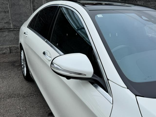 Ｓクラス Ｓ４００ハイブリッド　エクスクルーシブ　レーダーセーフティ・ディーラー整備記録・黒革シート・シートヒーター／クーラー・マッサージ機能付き・イージークローザー・ブルメスター・３６０°カメラ・パノラマサンルーフ・ＡＣＣ・純正１９インチＡＷ（24枚目）