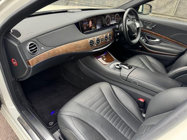 Ｓクラス Ｓ４００ハイブリッド　エクスクルーシブ　レーダーセーフティ・ディーラー整備記録・黒革シート・シートヒーター／クーラー・マッサージ機能付き・イージークローザー・ブルメスター・３６０°カメラ・パノラマサンルーフ・ＡＣＣ・純正１９インチＡＷ（37枚目）