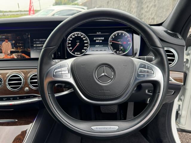 Ｓクラス Ｓ４００ハイブリッド　エクスクルーシブ　レーダーセーフティ・ディーラー整備記録・黒革シート・シートヒーター／クーラー・マッサージ機能付き・イージークローザー・ブルメスター・３６０°カメラ・パノラマサンルーフ・ＡＣＣ・純正１９インチＡＷ（40枚目）