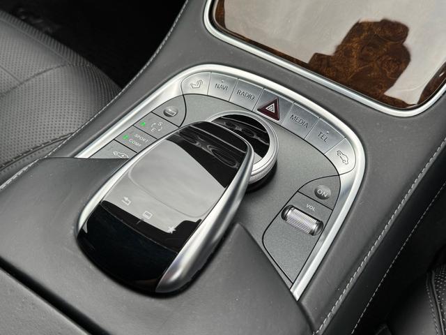 Ｓクラス Ｓ４００ハイブリッド　エクスクルーシブ　レーダーセーフティ・ディーラー整備記録・黒革シート・シートヒーター／クーラー・マッサージ機能付き・イージークローザー・ブルメスター・３６０°カメラ・パノラマサンルーフ・ＡＣＣ・純正１９インチＡＷ（57枚目）