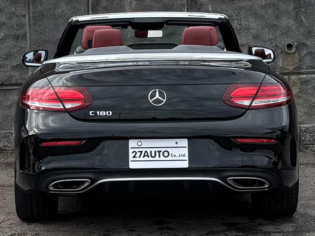 Cクラス C180カブリオレスポーツ レザーエクスクルーシブパッケージ/ワンオーナー/後期型/赤革シート/赤幌/電動オープン/レーダーセーフティ/ACC/アンビエントライト/シートヒーター/HUD/LEDヘッド/純正19インチAW(4枚目)