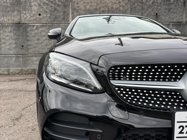 Cクラス C180カブリオレスポーツ レザーエクスクルーシブパッケージ/ワンオーナー/後期型/赤革シート/赤幌/電動オープン/レーダーセーフティ/ACC/アンビエントライト/シートヒーター/HUD/LEDヘッド/純正19インチAW(16枚目)